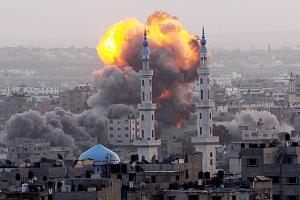 Israel-hits-gaza-01